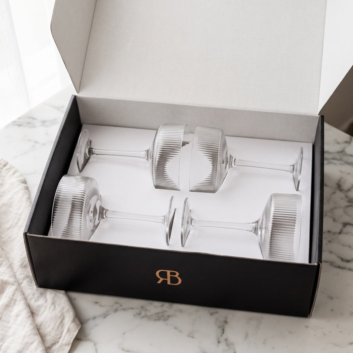 fitzroy champagne coupe glasses set of 4 in gift box