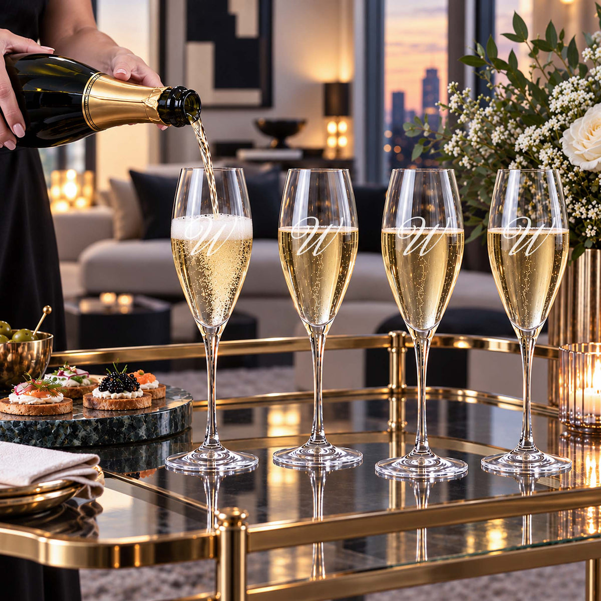 vintelle champagne flutes with engraved initials