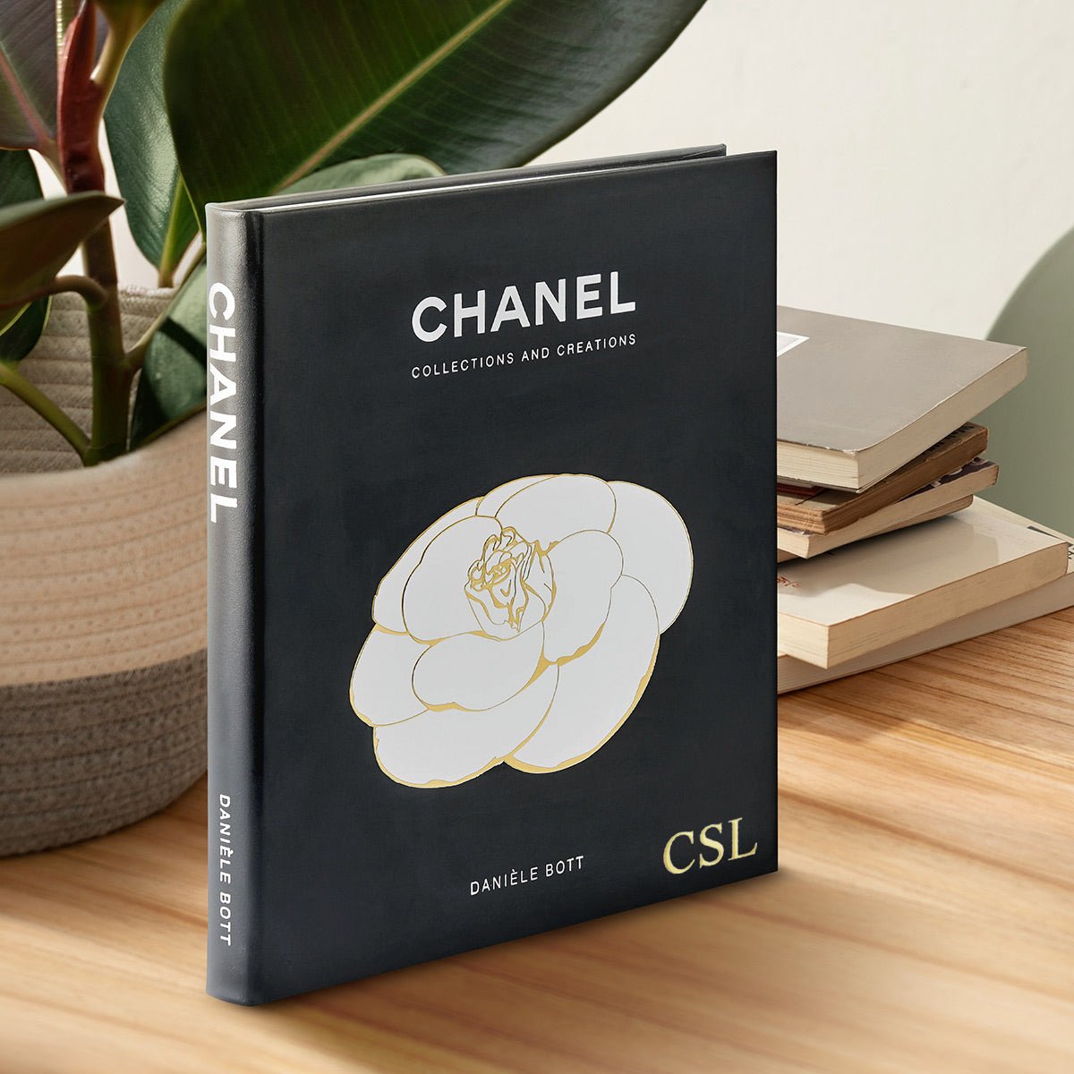 CHANEL アートブック Chanel Collections and Creations - Coffee Table Book, Leather Bound