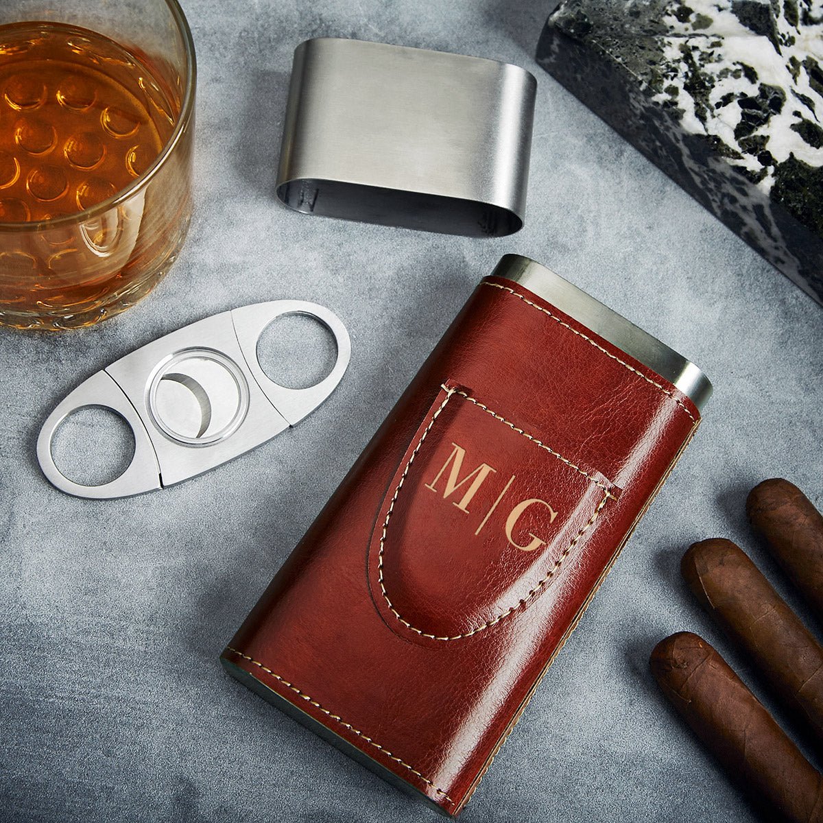 Custom Cigar Travel Case with Cigar Cutter