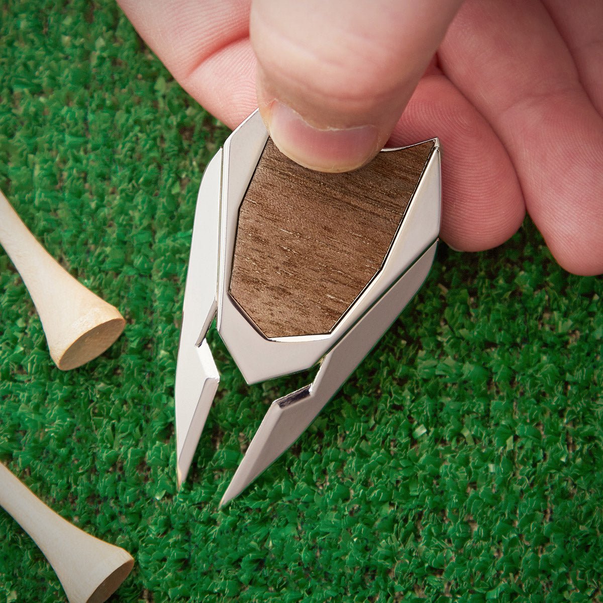Custom Divot Tool with Ball Marker - Free Gift