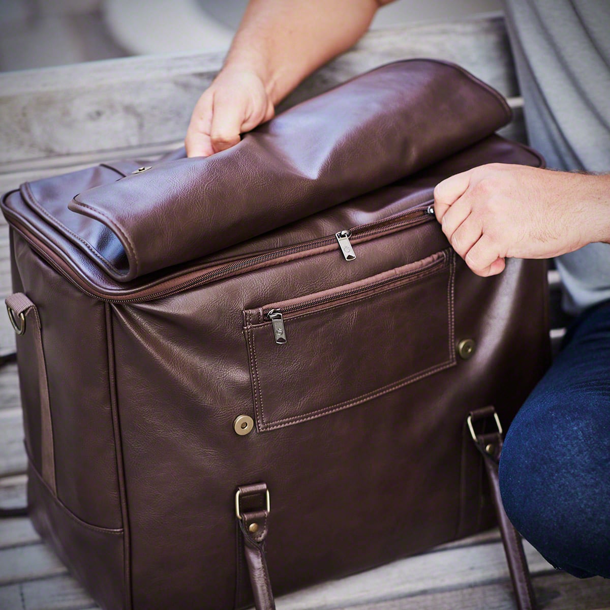 Graham Personalized Weekender Bag - 6 Bottle Travel Wine Carrier - Insulated Wine Bag Cooler