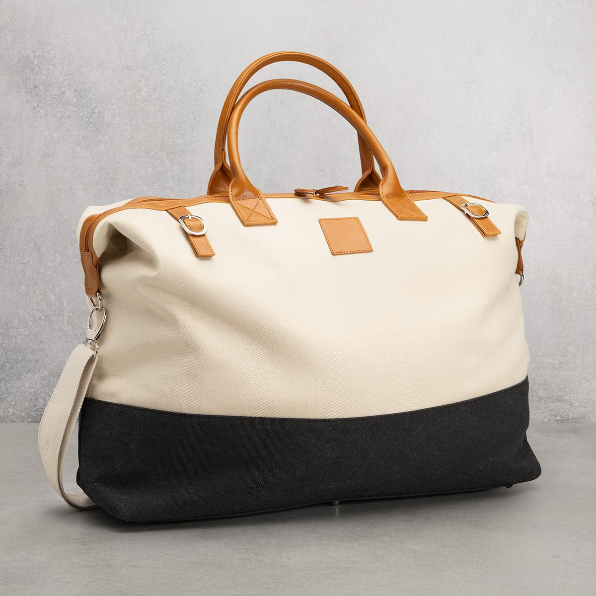 Strathmoor Weekender Travel Bag, White