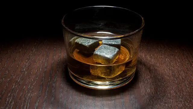 How To Use Whiskey Stones