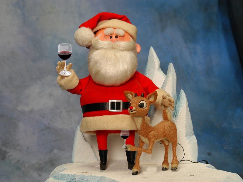 Featured image of post Drunk Santa Pictures Funny Drunk santa claus drinking booze christmas card vector