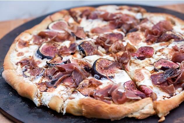 Fig-and-Prosciutto-Pizza-