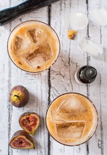 fig cocktails with bourbon and maple