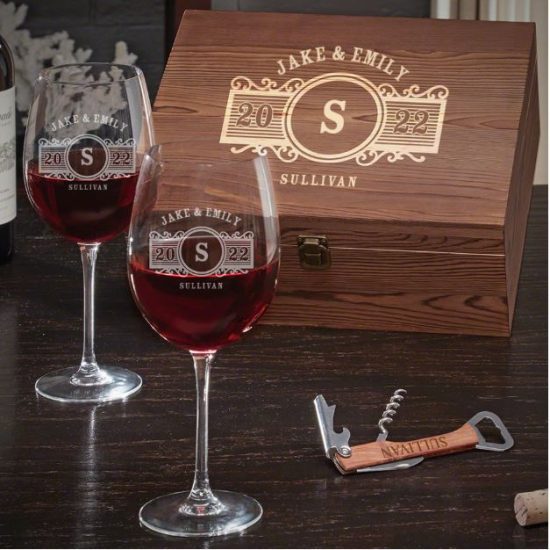 Personalized Wine Glass Set of Wedding Reception Gifts
