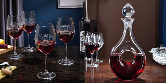 Red Wine Decanter with Stopper and Glasses