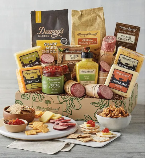 11 Awesome Wedding Gift Basket Ideas