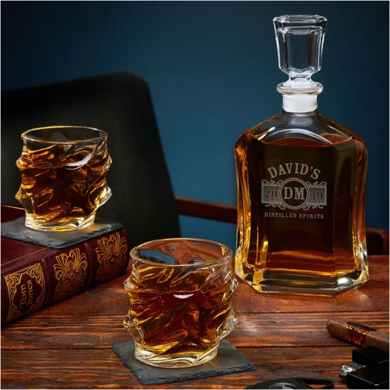 Decanter with Sculpted Scotch Glasses