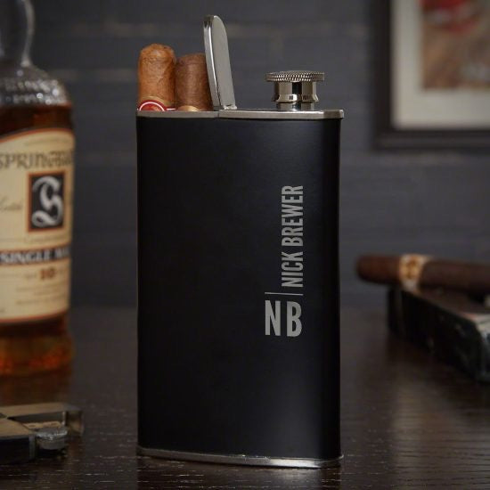 Engraved cigar flask with two cigars