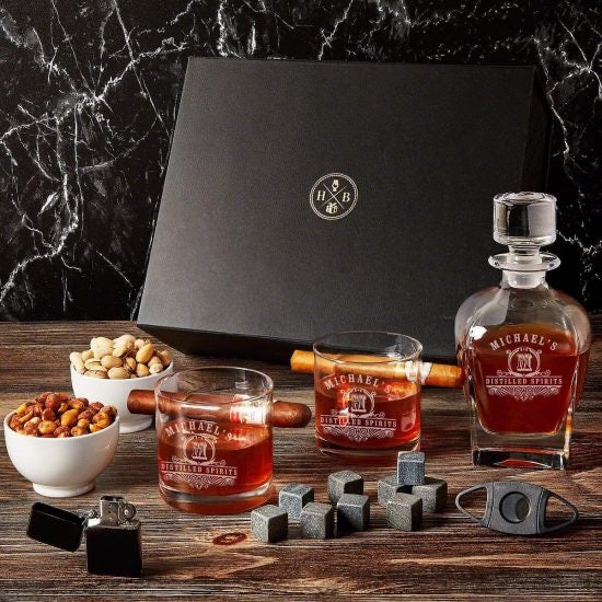 11 MustSee Whiskey Glass with Cigar Holder