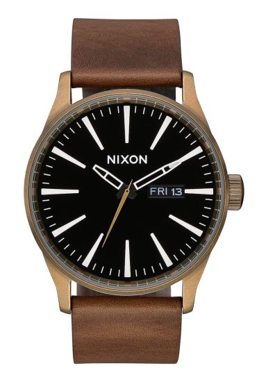 Nixon Sentry leather watch