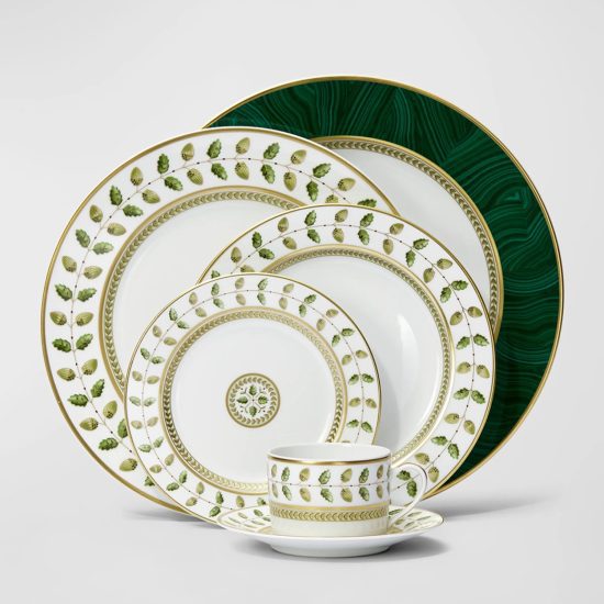 Fine Porcelain Dinnerware
