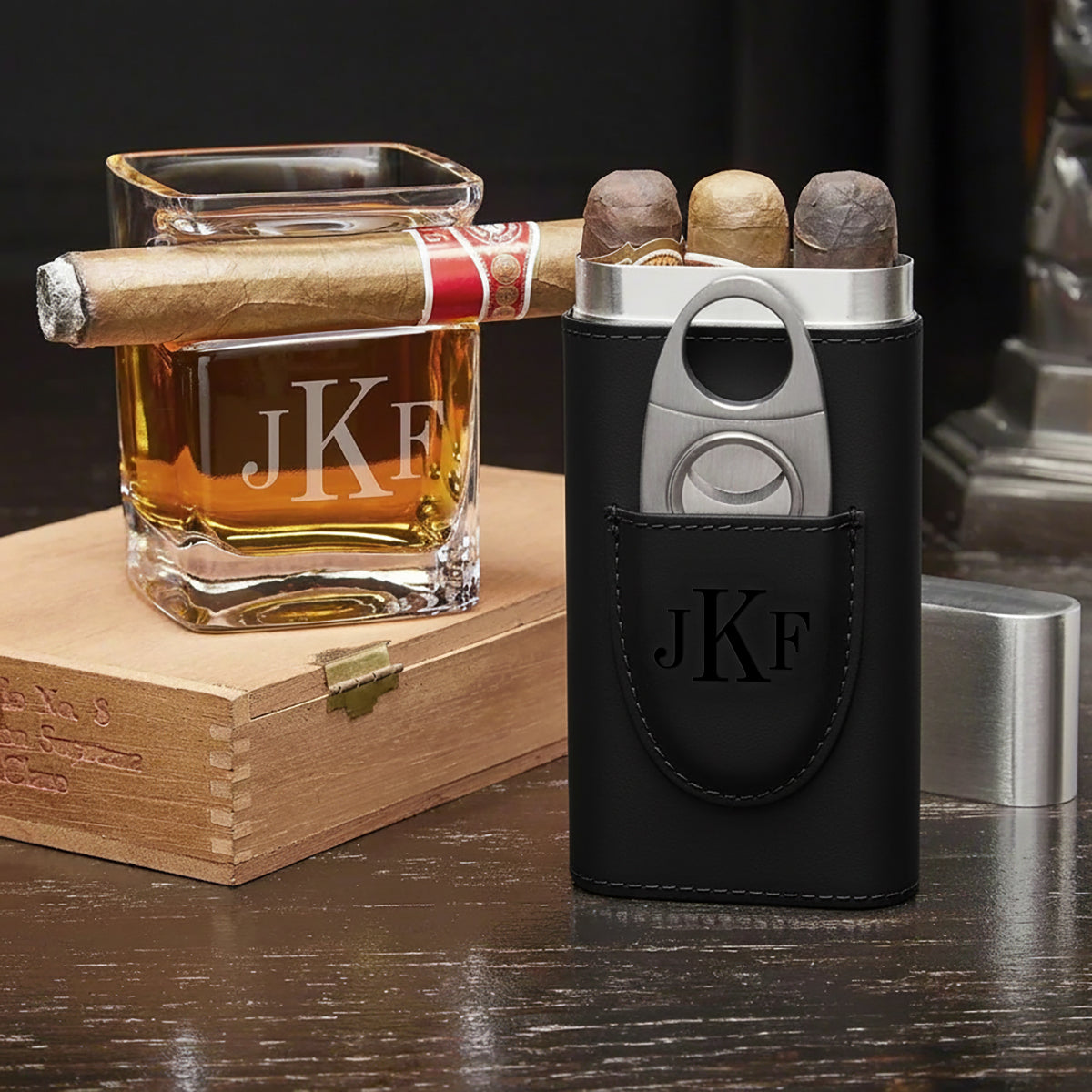 Personalized Cigar Gift Set with Cigar Glass and Cigar Case