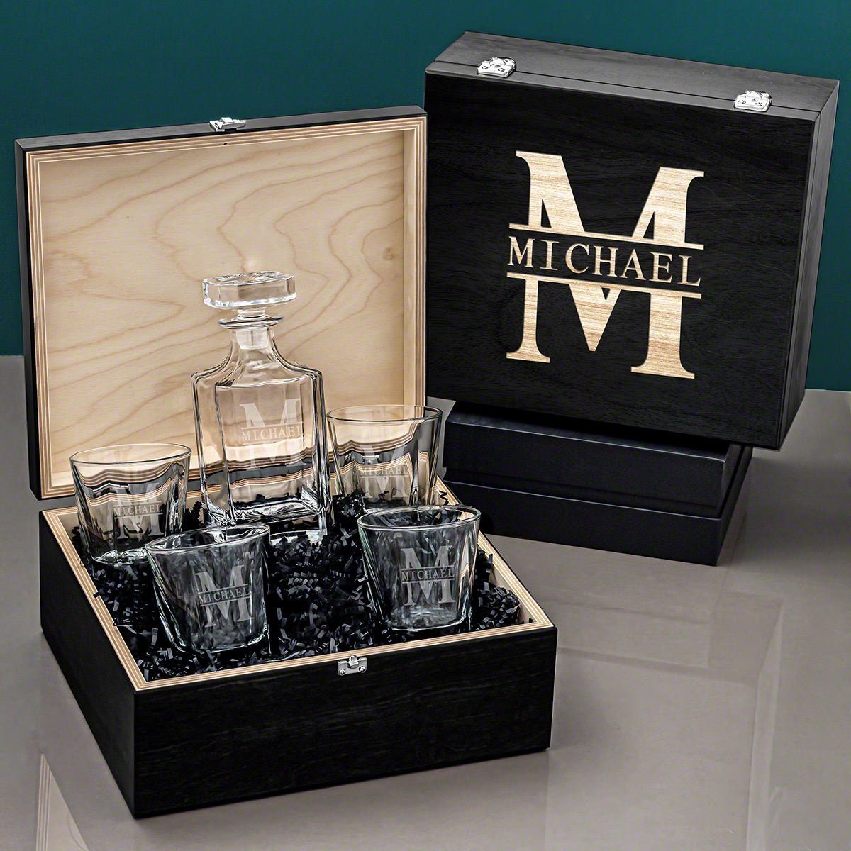 Custom Colchester Whisky Box Set with Decanter and Glasses - Ebony Black Box