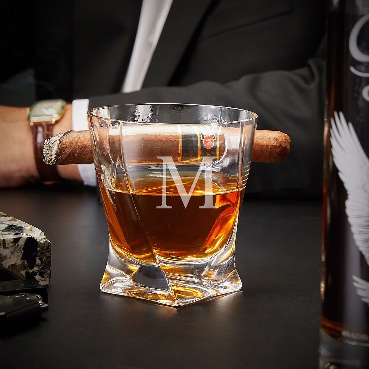Single Initial Custom Cigar Glasses & Dante Cedar Humidor Gift Set