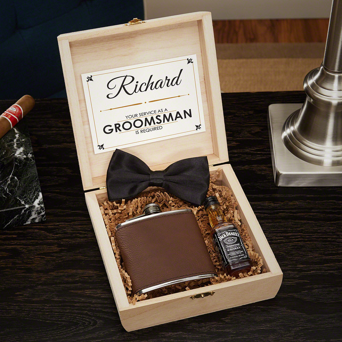 Vintage Brown Groomsman Cigar Case Best Man Gift Personalize Cigar Box Decorebay 16095 decore Bay Travel Sized Cigar Humidor
