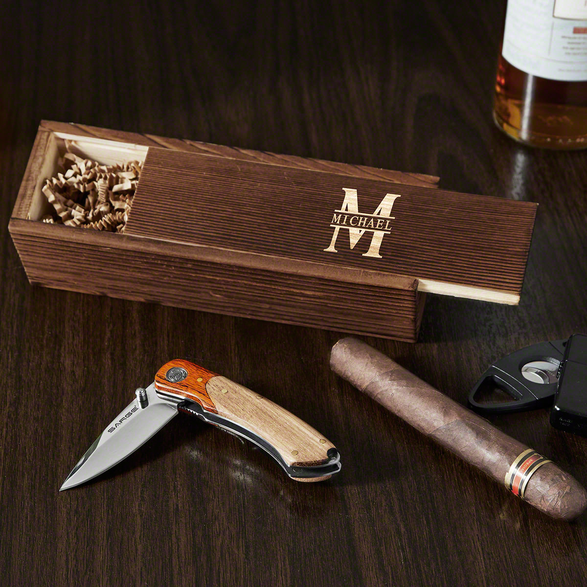 Crafted Knife Gift Set with Personalized Oakmont Box