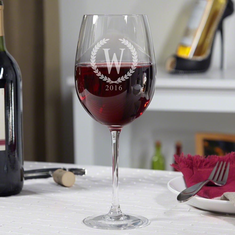 Statesman Personalized Wine Glass