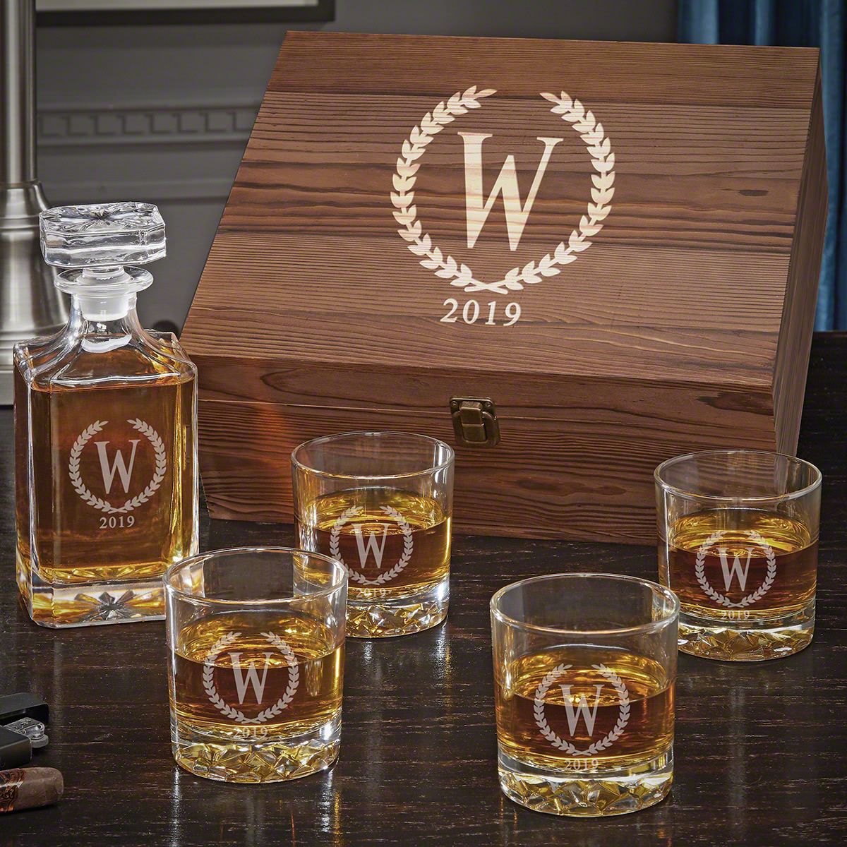 Statesman Personalized Carson Decanter Whiskey Gift Set with Fairbanks Glasses