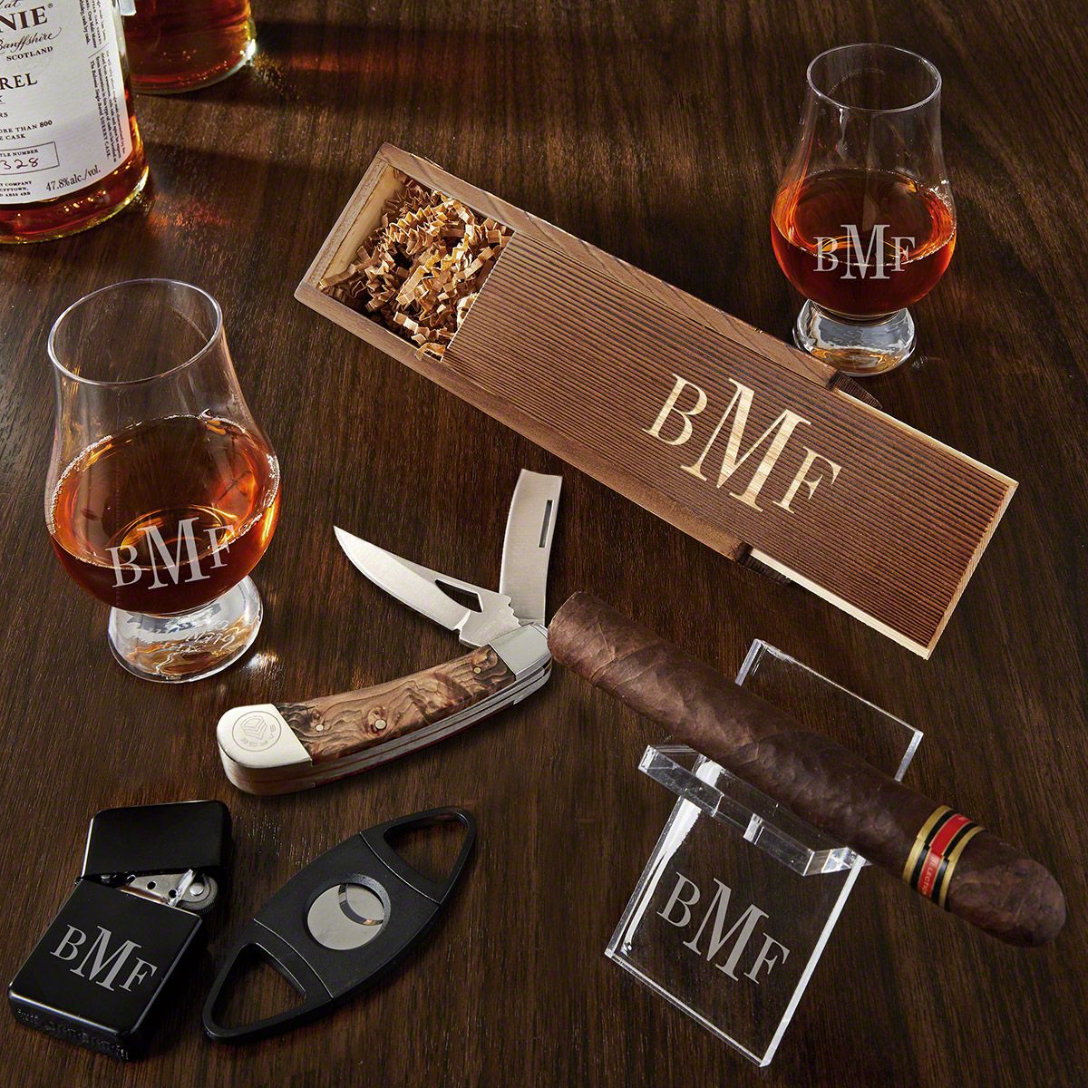 Classic Monogram Engraved Set of Gifts for Cigar Lovers