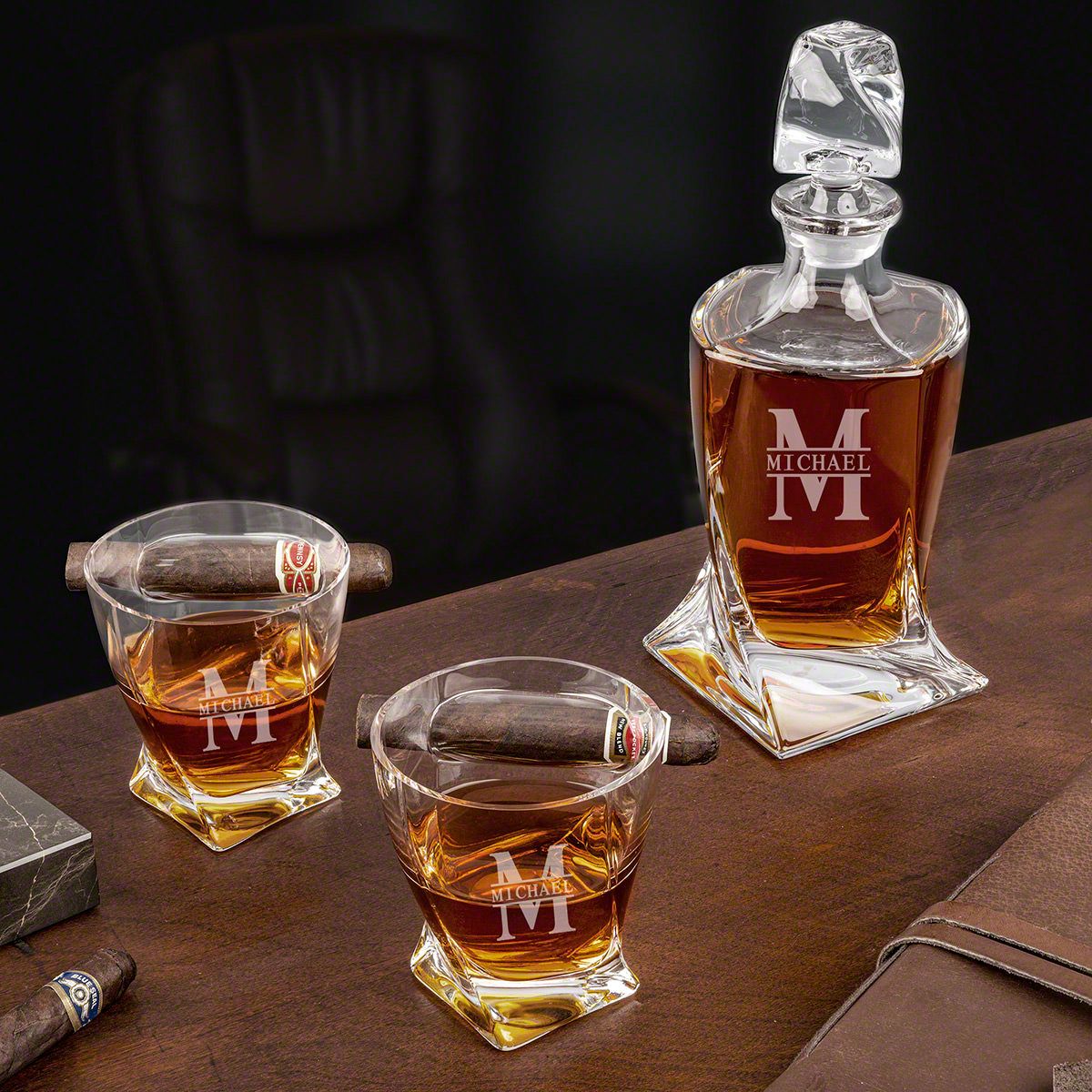 Oakmont Custom Twist Whiskey Decanter Set with Cigar Glasses