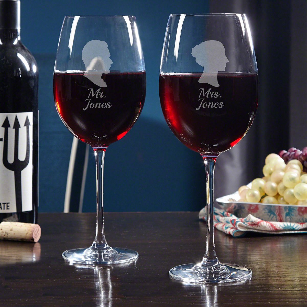 Mr. & Mrs. Personalized Wine Glasses for Couples