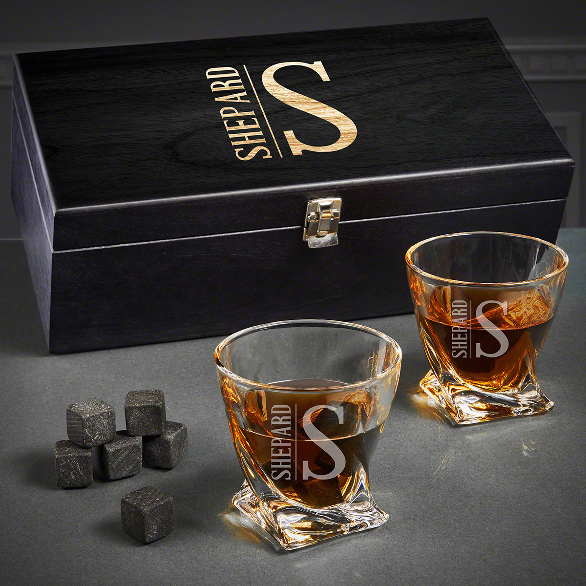 Elton Engraved Twist Whiskey Gift Set